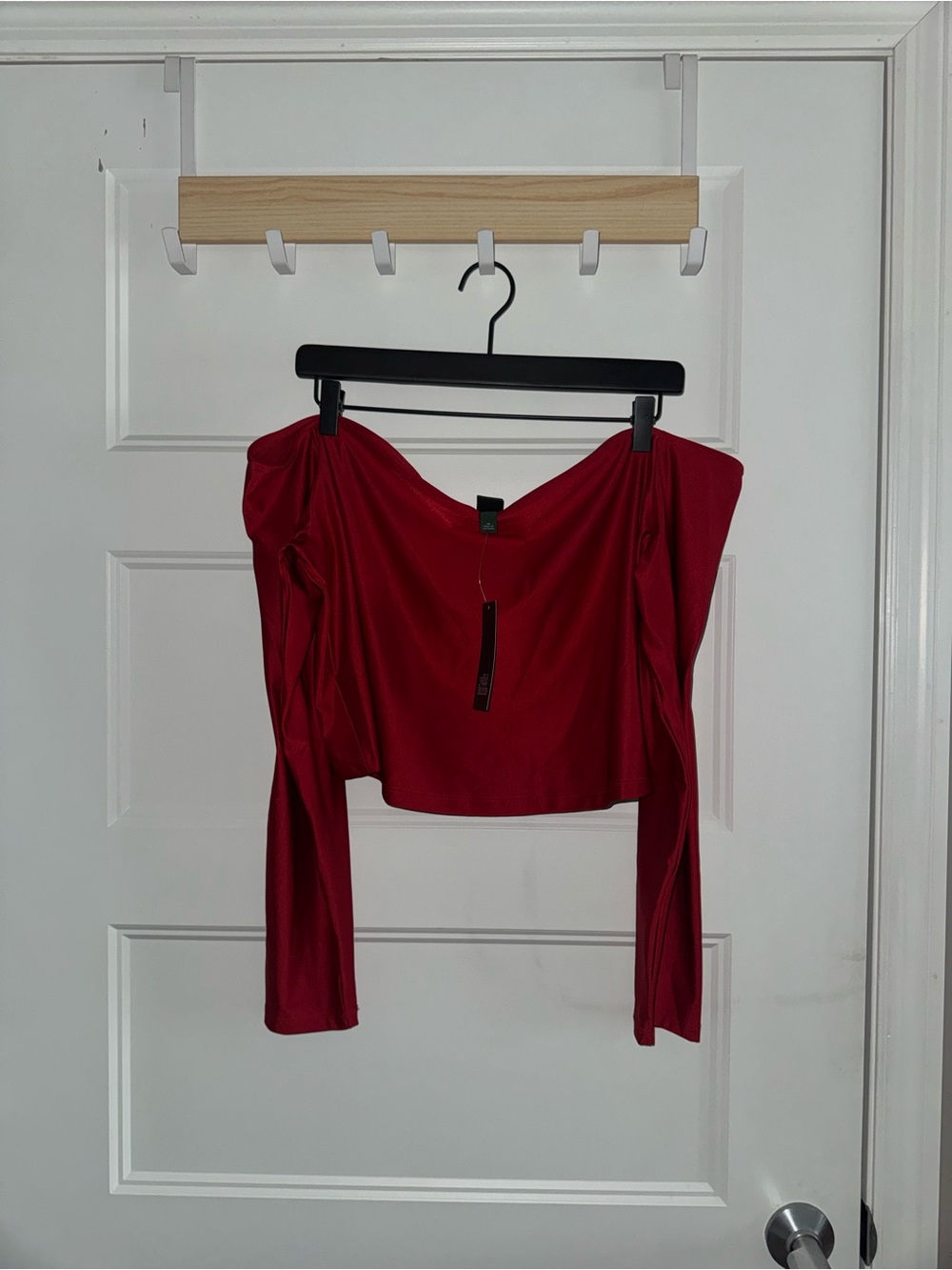 wild fable Red Off-Shoulder Long Sleeve Crop Top